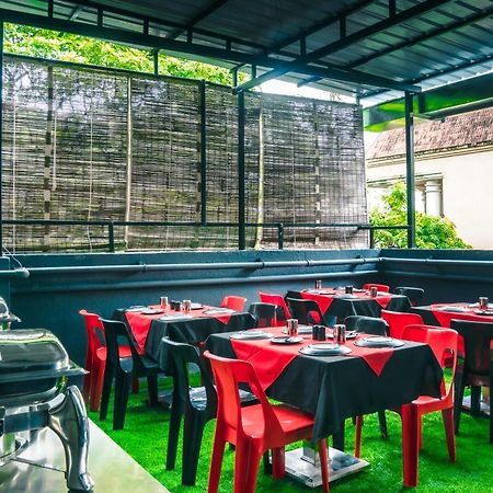 Treebo Serenity Inn, Koregaon Park Pune Extérieur photo