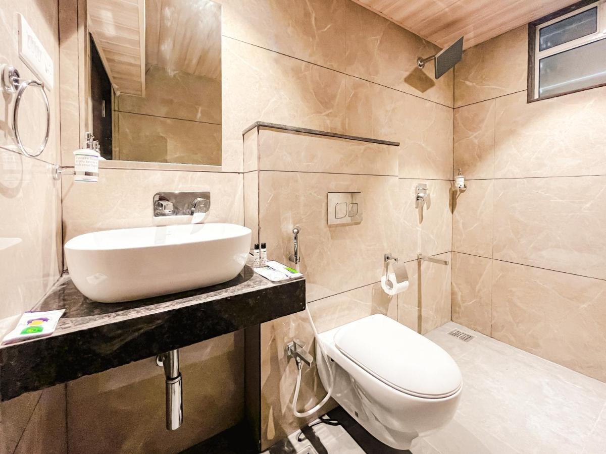 Treebo Serenity Inn, Koregaon Park Pune Extérieur photo